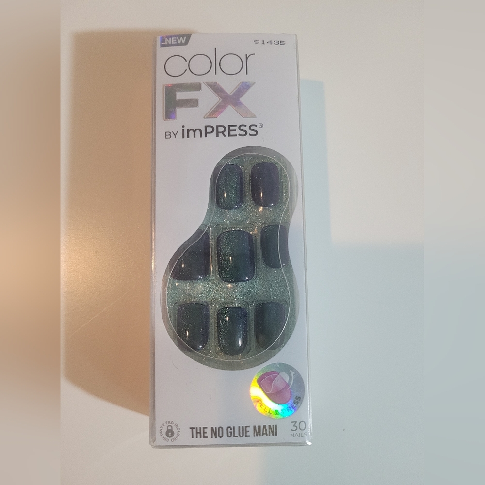 Color FX by Impress no glue nails